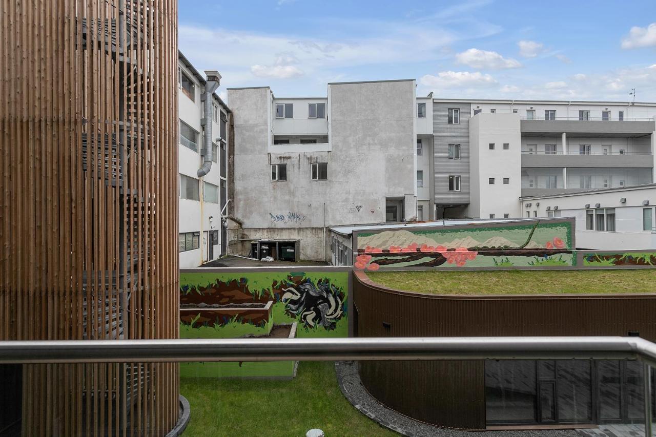 Cozy Studio Apartment Reykjavik Bagian luar foto